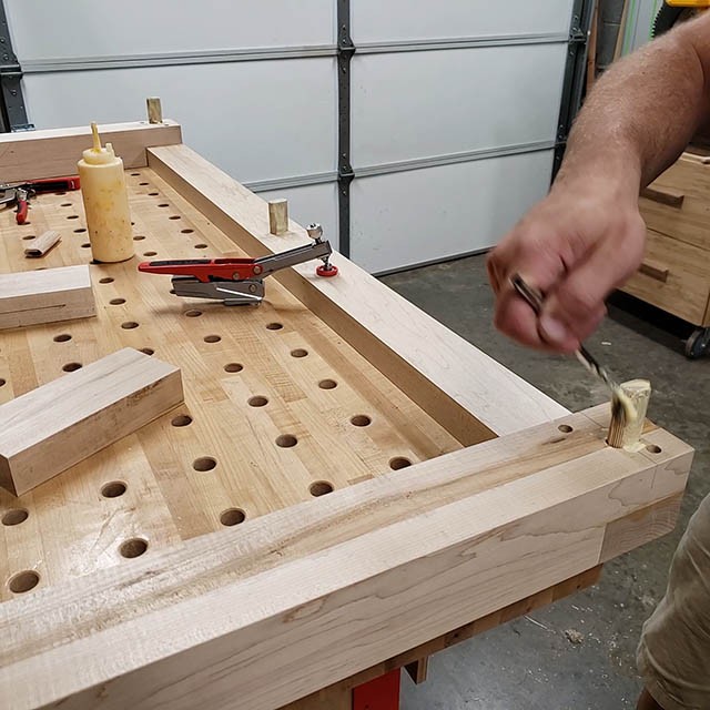 assembling the base of the lathe stand