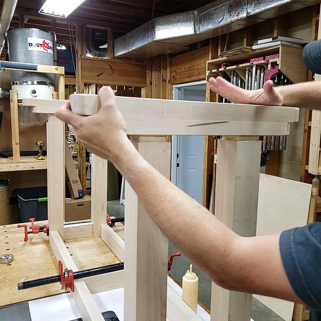 assembling the base of the lathe stand