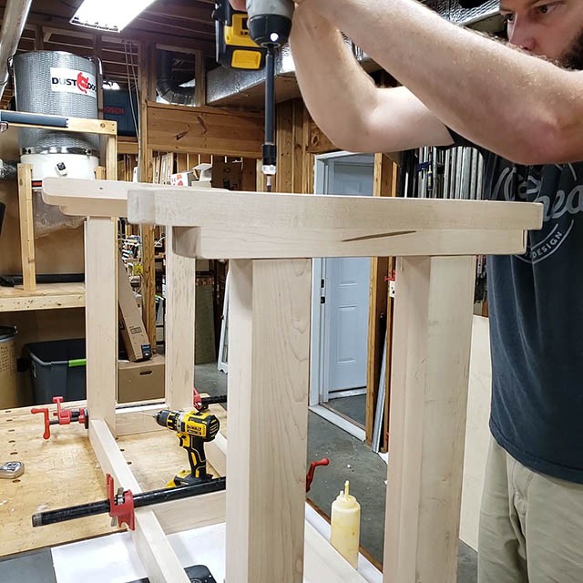 assembling the base of the lathe stand