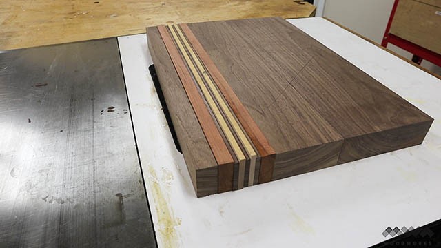 arranging cutting board