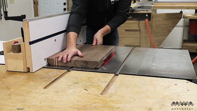 cutting bevels in cutting board