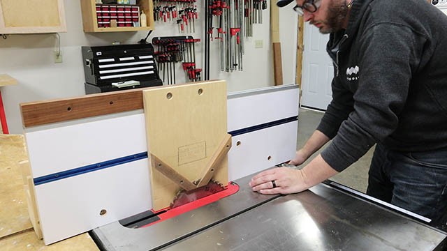 table saw spline jig 1