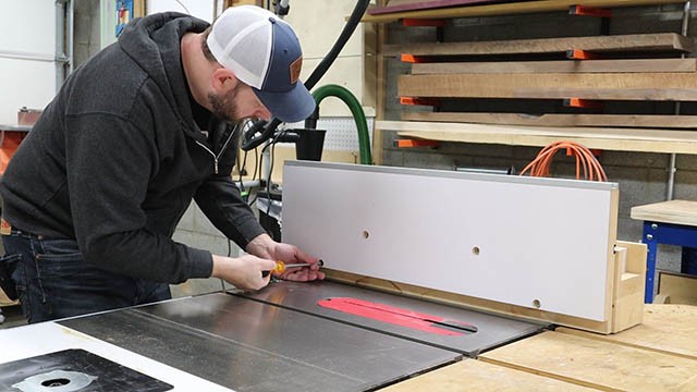 table saw tall auxilliary fence position3